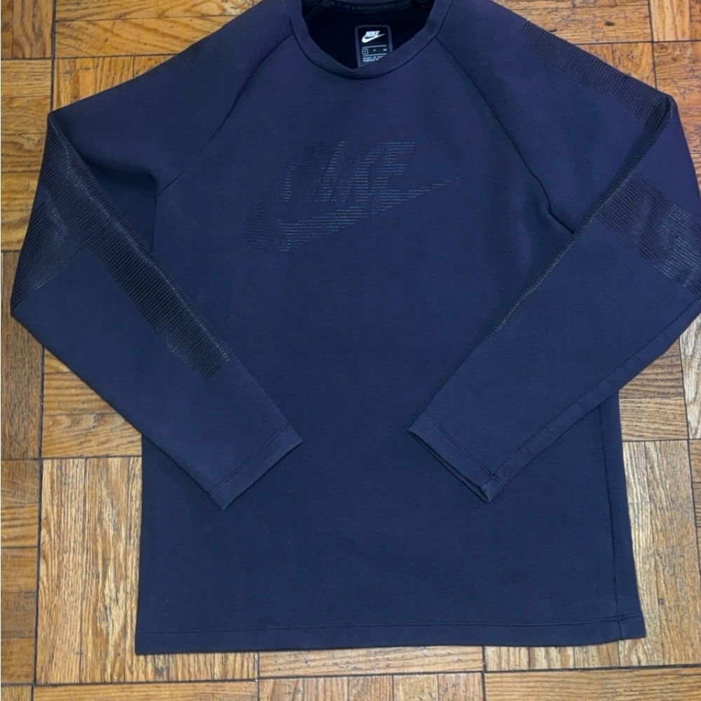 Nike Charcoal Crew Neck Shirt